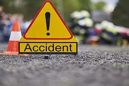 Three friends died in road accident in ghatampur